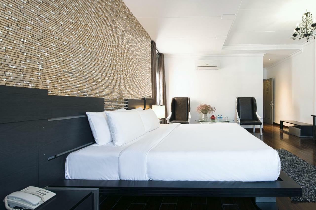 A&Em - The Petit Hotel Хошимин Экстерьер фото